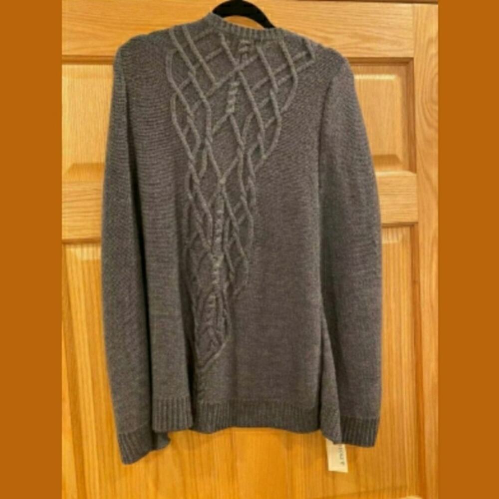 A. MOSS Sweater cap - Picture 7 of 16